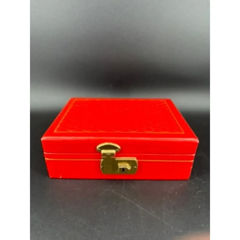 Vintage Red Leatherette Cantilever Tray Jewelry Box Vanity Organizer MCM